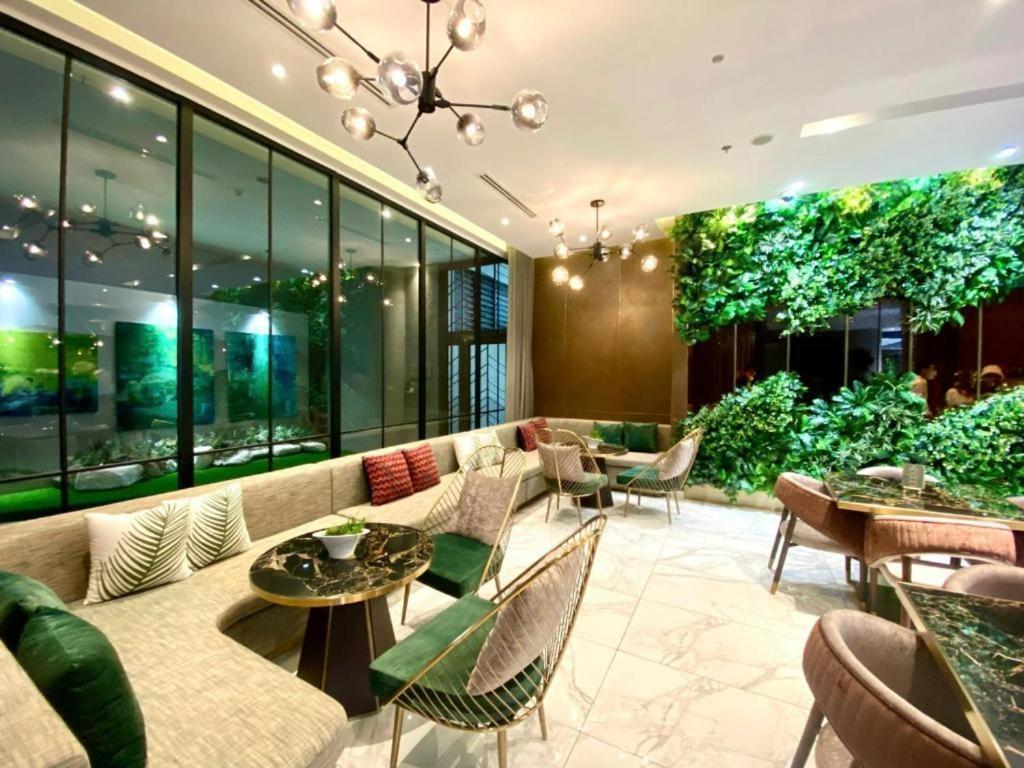 Lusso Suites - D1Mension & Zenity Residence, Sg'S Heart โฮจิมินห์ซิตี้ ภายนอก รูปภาพ