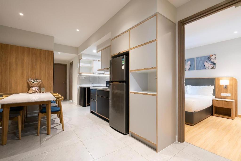 Lusso Suites - D1Mension & Zenity Residence, Sg'S Heart โฮจิมินห์ซิตี้ ภายนอก รูปภาพ
